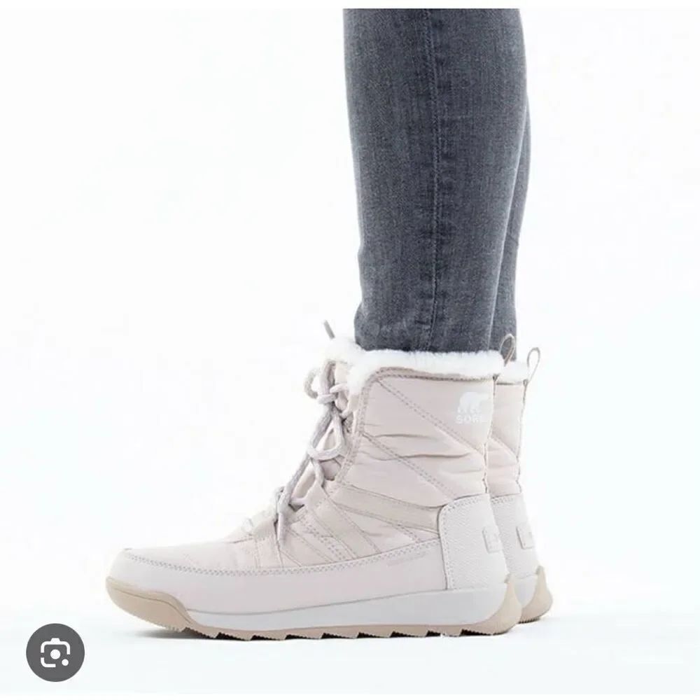 Sorel Whitney short lace up snow boot ski boots sz 10 vanilla white